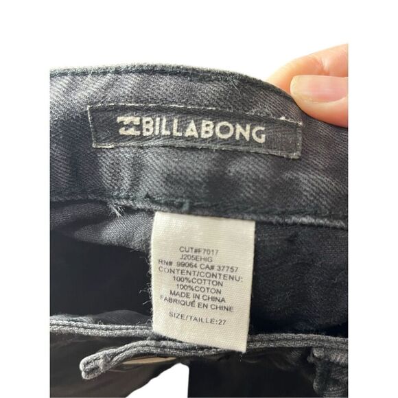 Billabong Women’s Black Distressed Denim High Waisted Shorts Size 27 NWT - Picture 6 of 6